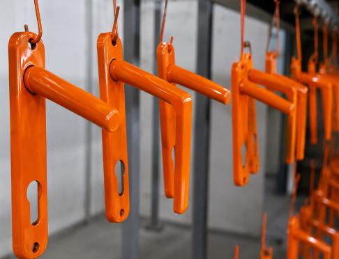 Poignées de porte laquées orange